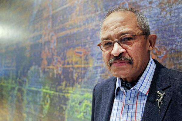 Jack Whitten.  Photo by Mike Lovett.