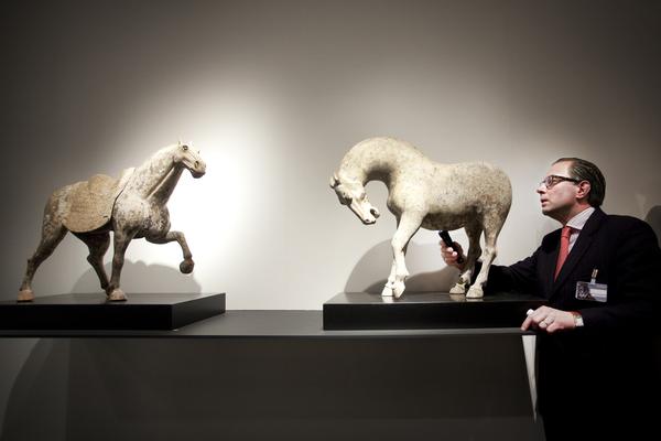 Vetting at TEFAF Maastricht in 2010