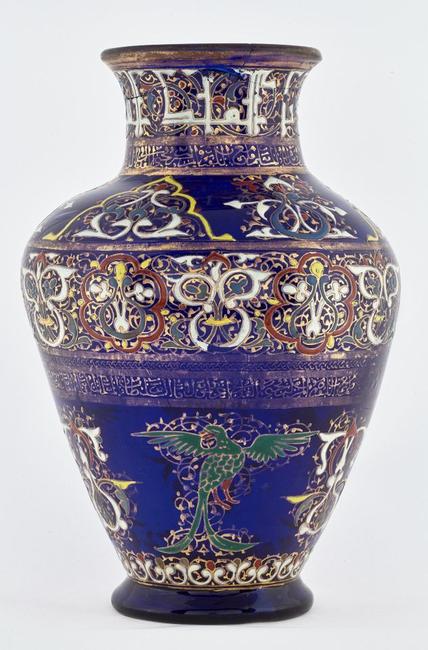 A Cavour vase