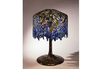 Wisteria Library Lamp, circa 1901, Tiffany Studios (1902–1932), Clara Driscoll (1861-1944), designer, United States (New York), leaded glass and bronze, The Neustadt Collection of Tiffany Glass, Queens, NY, N.86.IU.7a,b