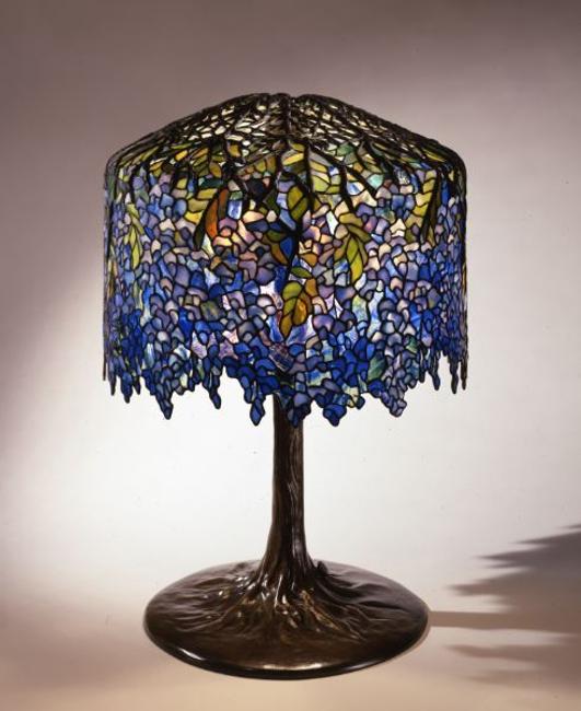 Wisteria Library Lamp, circa 1901, Tiffany Studios (1902–1932), Clara Driscoll (1861-1944), designer, United States (New York), leaded glass and bronze, The Neustadt Collection of Tiffany Glass, Queens, NY, N.86.IU.7a,b