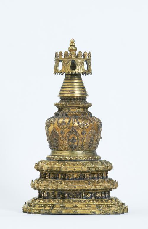 STUPA Gilt copper alloy Tibeto-Chinese Ming, second quarter of the 15th century Height 55 cm (21.65 in.)