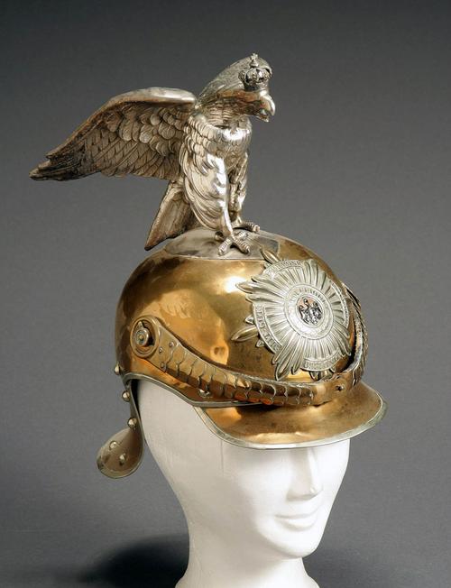 A late 19th-early 20th century Prussian Garde de Corps pickelhaube with parade eagle holds a $5,000-$10,000 estimate.