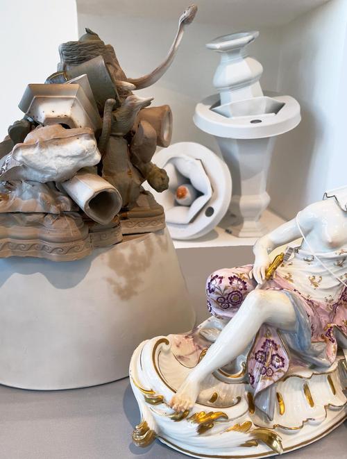 Works by Arlene Shechet and the Meissen Porcelain Manufactory on exhibition in “Disrupt the View.” Photo: © Arlene Shechet; Image courtesy of the artist.