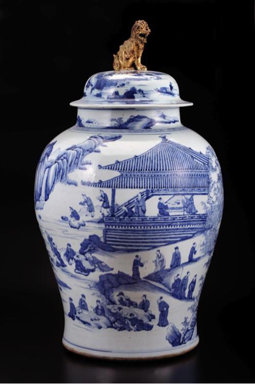 An exceptionally rare blue and white jar and cover China, Kangxi period (1662-1722) Dimensions: height 63cm Duchange and Riche