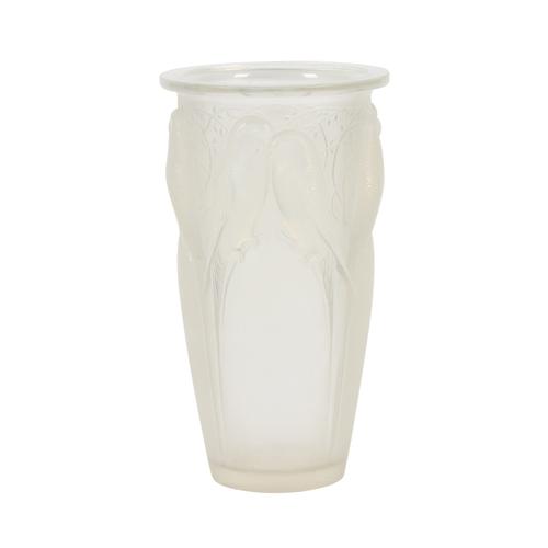 René Lalique (French, 1920s) “Ceylan” opalescent glass vase, 9 ½ inches tall, hand-engraved “R.  Lalique No.  905” on the base, original and untouched (est.  CA$4,000-$6,000).